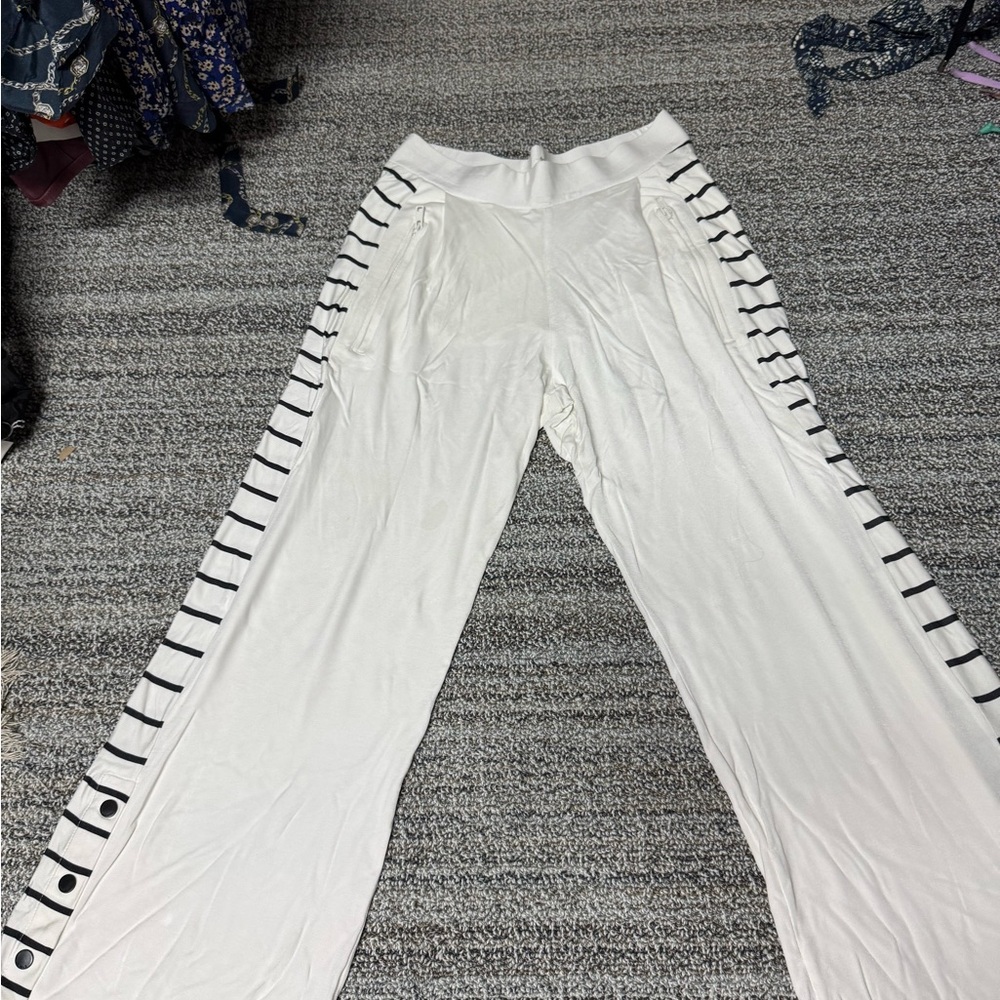 Animale pants Move line